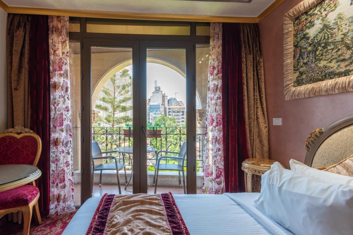 Q Hotel Бейрут Экстерьер фото