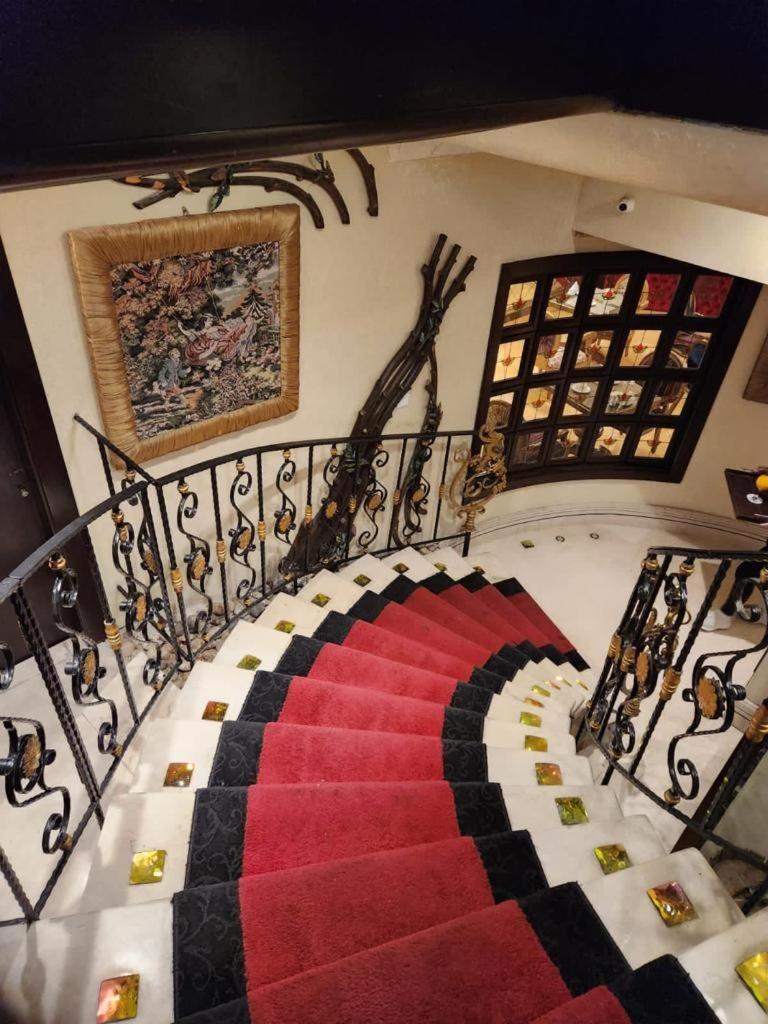 Q Hotel Бейрут Экстерьер фото