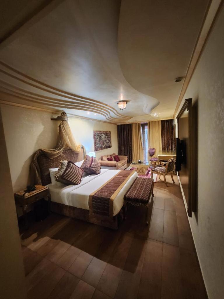 Q Hotel Бейрут Экстерьер фото